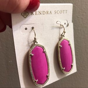 Kendra Scott Elle Gold Drop Earrings in Magenta